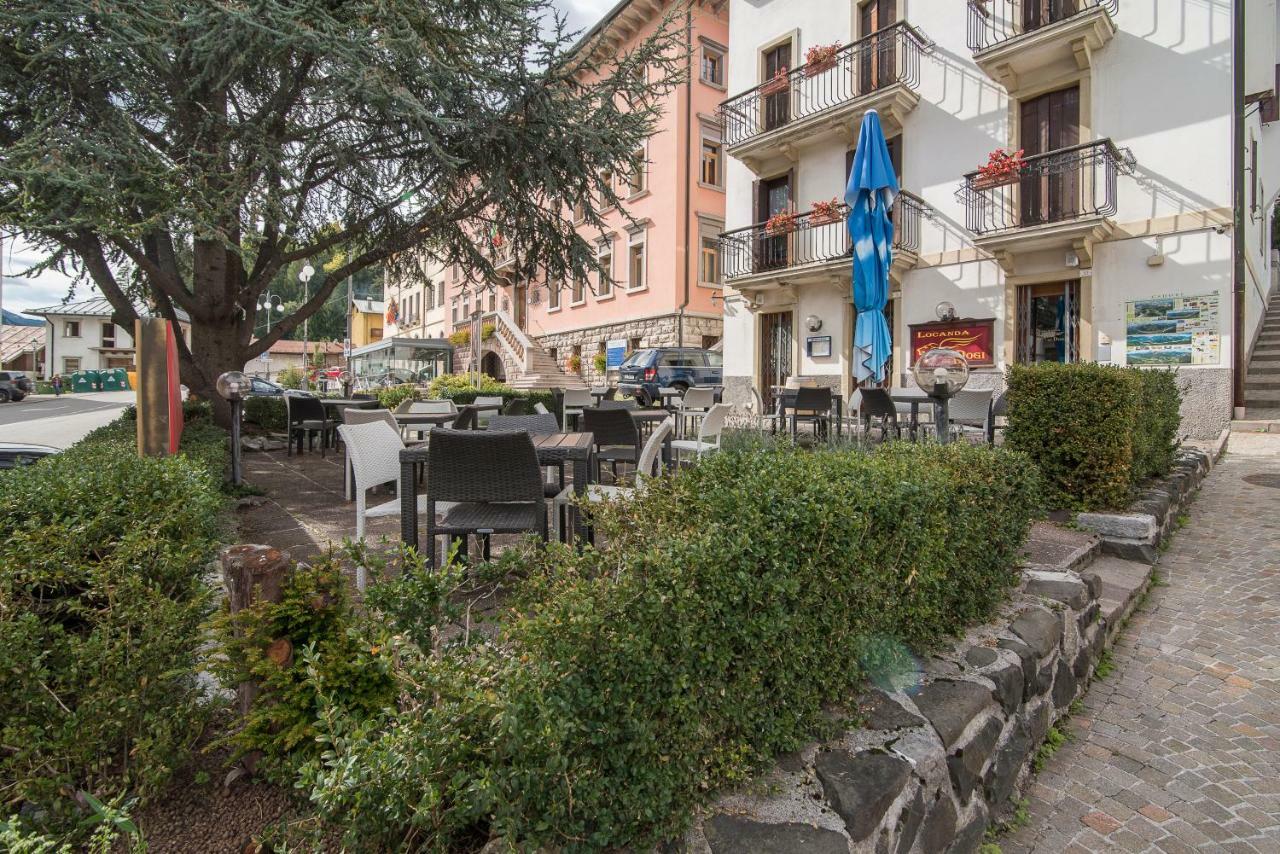 פייבה די קדורה Locanda Ai Dogi מראה חיצוני תמונה